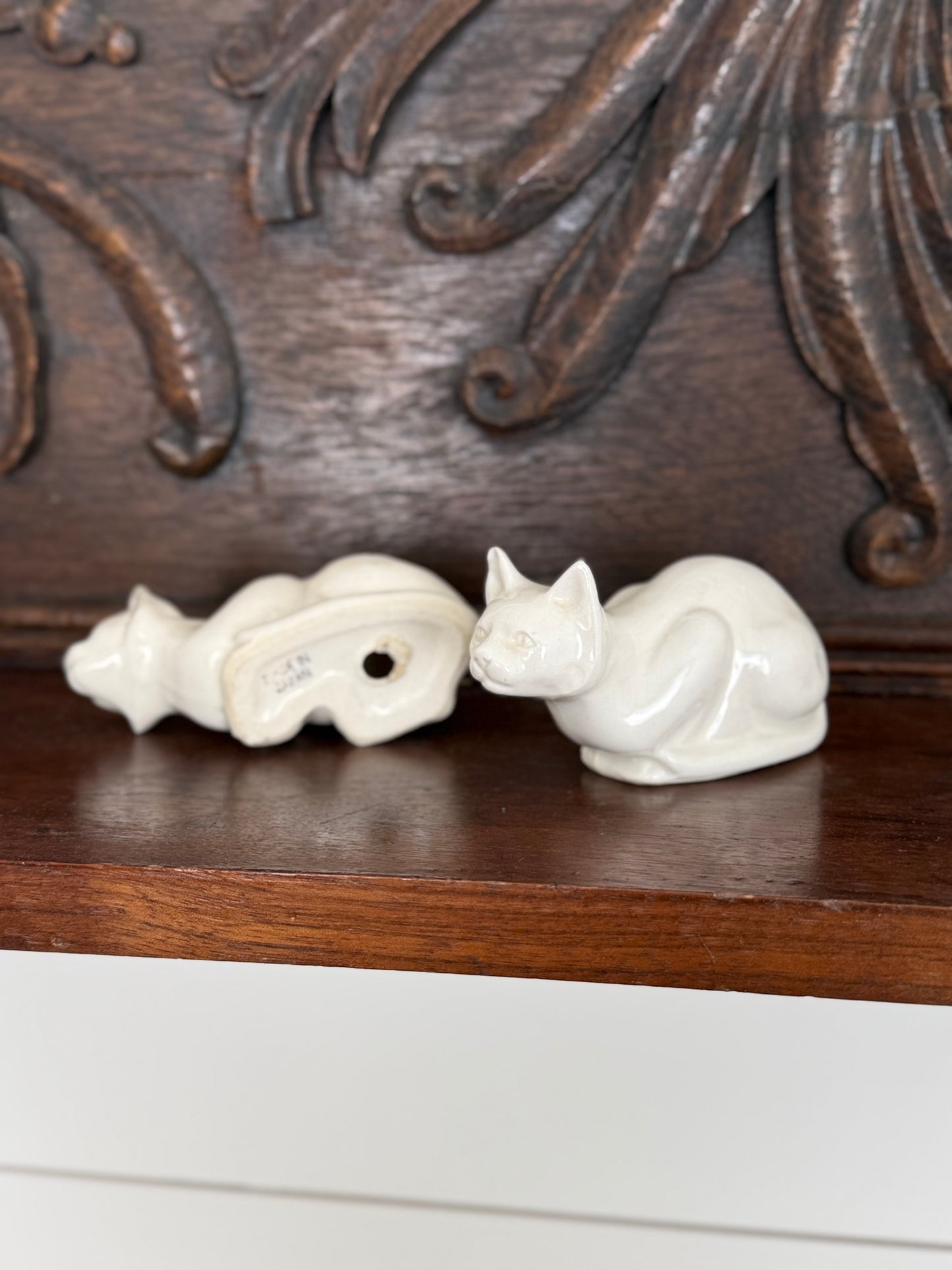 Vintage White Ceramic Cat Figurines – Set of 2 Made in Japan
