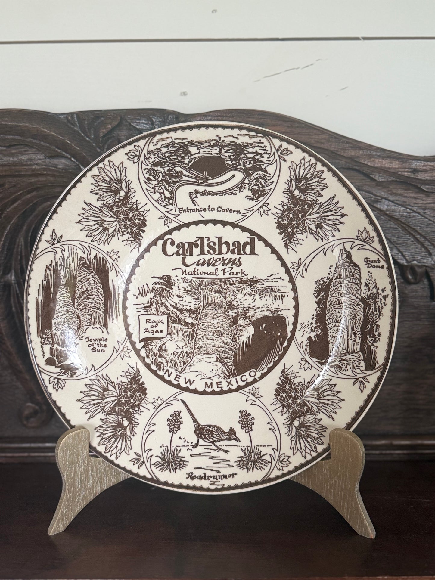 Vintage Carlsbad Caverns New Mexico Souvenir Plate
