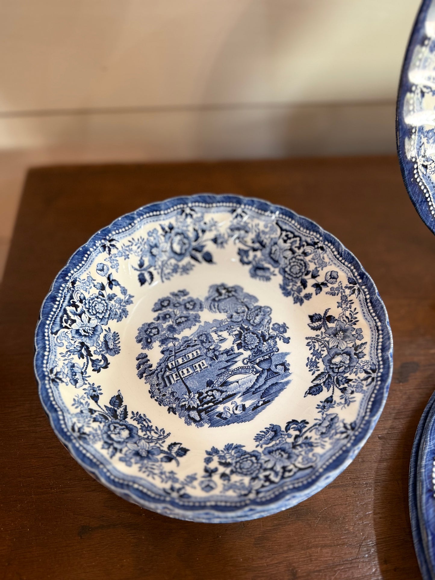 Blue & White Transferware 16-Piece Dinner Set