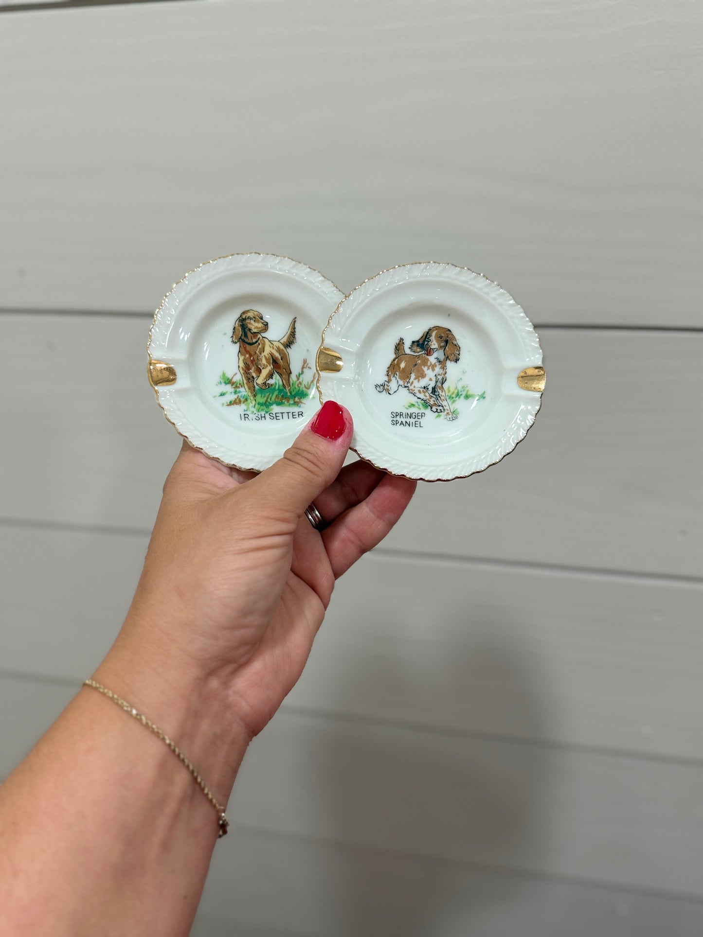Vintage Dog Breed Milk Glass Ashtray Set | Irish Setter & Springer Spaniel