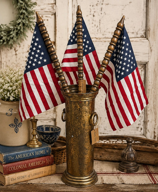 Jenny Lind Americana Flag Spindle – Vintage Inspired Patriotic Decor
